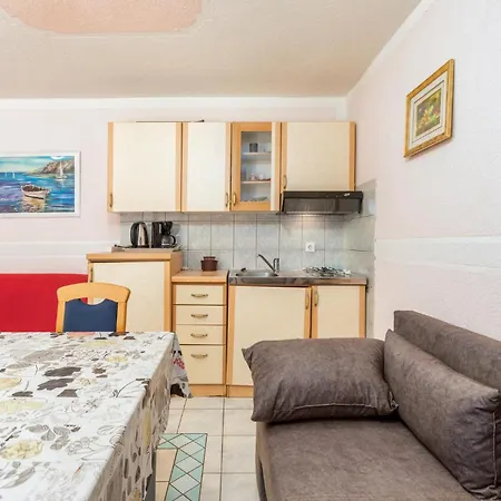 Apartment Gorgeous In With Kitchen *