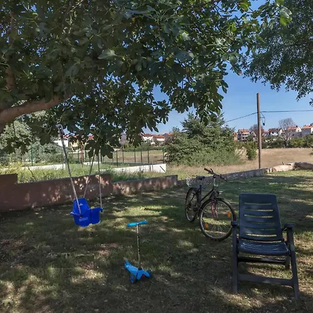 1 Bedroom Front In *